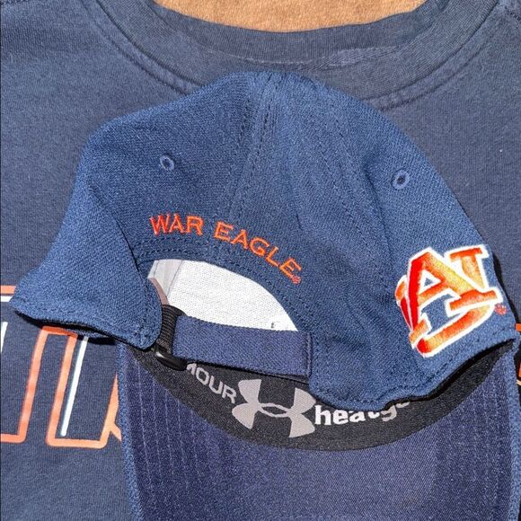 Champion Navy Blue Crewneck Sweater - Picture 5 of 16